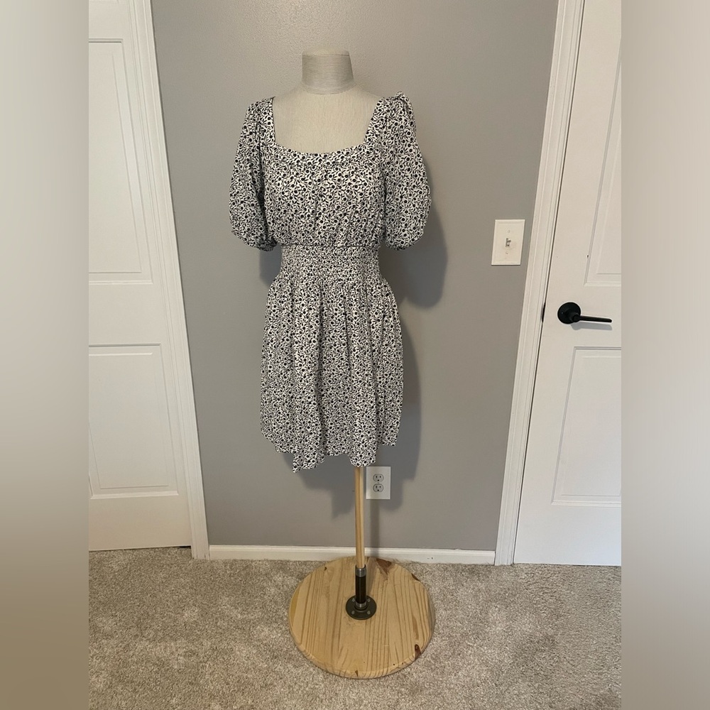 Ditzy Floral Print Dress